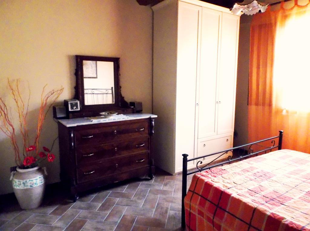 Apartments Borgo Toscano Gambassi Terme Rum bild